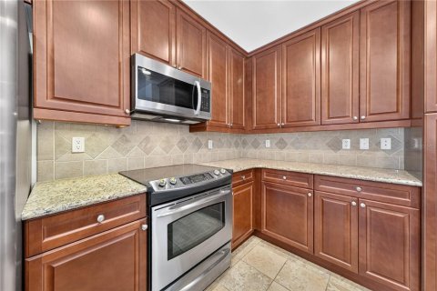 Condominio en venta en Orlando, Florida, 2 dormitorios, 104.89 m2 № 2197713 - foto 13