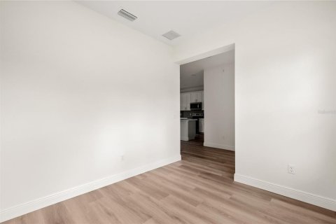 Casa en venta en Osteen, Florida, 3 dormitorios, 137.77 m2 № 2215133 - foto 8