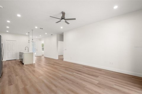 Casa en venta en Osteen, Florida, 3 dormitorios, 137.77 m2 № 2215133 - foto 14