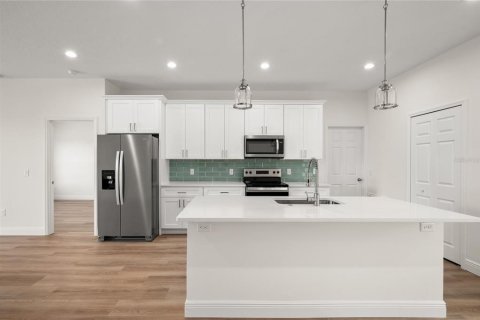 Casa en venta en Osteen, Florida, 3 dormitorios, 137.77 m2 № 2215133 - foto 10