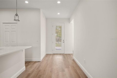 Casa en venta en Osteen, Florida, 3 dormitorios, 137.77 m2 № 2215133 - foto 6