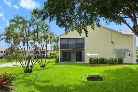 Condo in Homestead, Florida, 3 bedrooms № 2243316 - photo 3