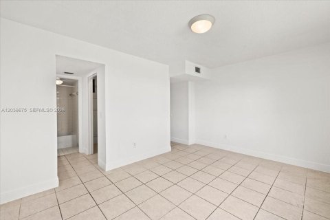 Condo in Homestead, Florida, 3 bedrooms № 2243316 - photo 14