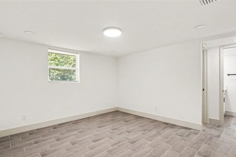 House in Ocala, Florida 3 bedrooms, 141.95 sq.m. № 2204874 - photo 17