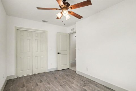 House in Ocala, Florida 3 bedrooms, 141.95 sq.m. № 2204874 - photo 23