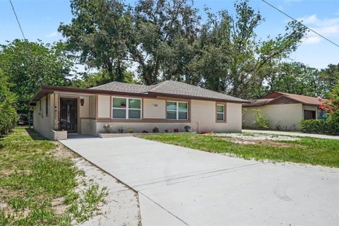 House in Ocala, Florida 3 bedrooms, 141.95 sq.m. № 2204874 - photo 3