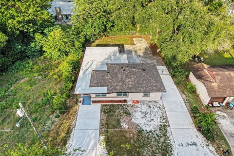 House in Ocala, Florida 3 bedrooms, 141.95 sq.m. № 2204874 - photo 30
