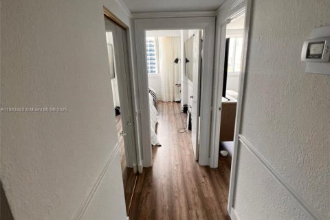 Copropriété à louer à Sunny Isles Beach, Floride: 2 chambres, 125.42 m2 № 1978296 - photo 20