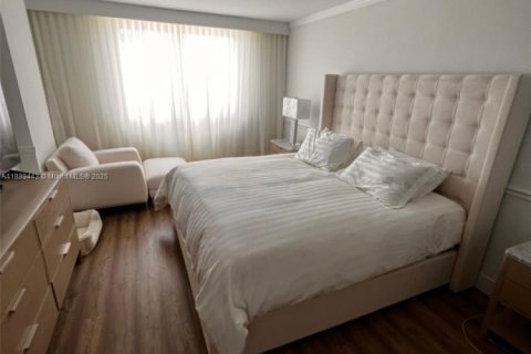 Copropriété à louer à Sunny Isles Beach, Floride: 2 chambres, 125.42 m2 № 1978296 - photo 19