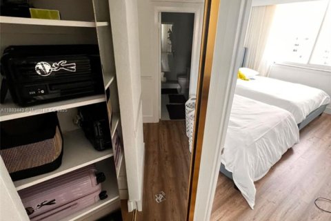 Copropriété à louer à Sunny Isles Beach, Floride: 2 chambres, 125.42 m2 № 1978296 - photo 21