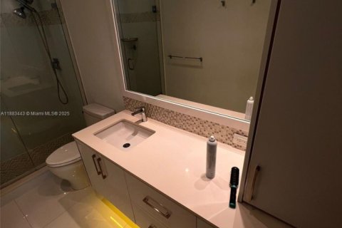 Copropriété à louer à Sunny Isles Beach, Floride: 2 chambres, 125.42 m2 № 1978296 - photo 26