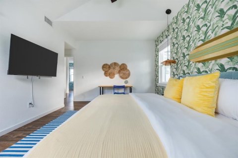 Villa ou maison à vendre à Tampa, Floride: 4 chambres, 177.44 m2 № 2419232 - photo 13