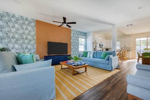 Villa ou maison à vendre à Tampa, Floride: 4 chambres, 177.44 m2 № 2419232 - photo 3