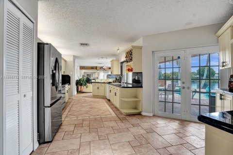 Купить виллу или дом в Плантация, Флорида 4 спальни, 212.19м2, № 2049166 - фото 16