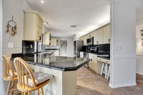 Купить виллу или дом в Плантация, Флорида 4 спальни, 212.19м2, № 2049166 - фото 20