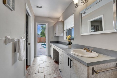 Купить виллу или дом в Плантация, Флорида 4 спальни, 212.19м2, № 2049166 - фото 25