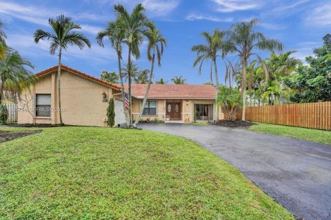 Купить виллу или дом в Плантация, Флорида 4 спальни, 212.19м2, № 2049166 - фото 3