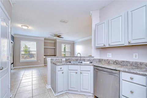 Copropriété à louer à Tampa, Floride: 2 chambres, 103.12 m2 № 2113049 - photo 3