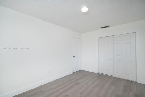 Casa en venta en Sunrise, Florida, 3 dormitorios № 1814909 - foto 10