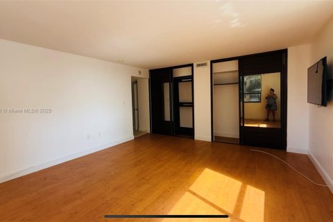 Copropriété à vendre à Bal Harbour, Floride: 2 chambres, 140.65 m2 № 1954587 - photo 6