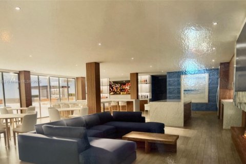 Copropriété à vendre à Bal Harbour, Floride: 2 chambres, 140.65 m2 № 1954587 - photo 8