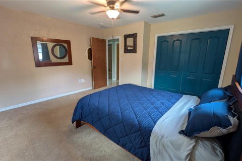 House in DeLand, Florida 3 bedrooms, 204.76 sq.m. № 2141076 - photo 29