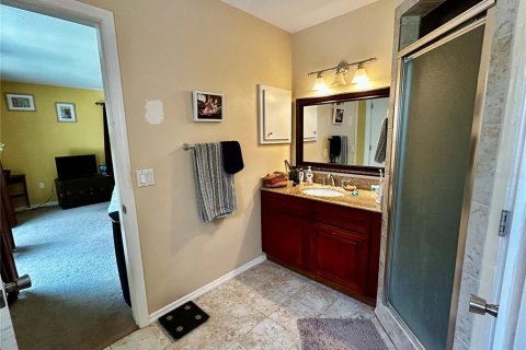 House in DeLand, Florida 3 bedrooms, 204.76 sq.m. № 2141076 - photo 22