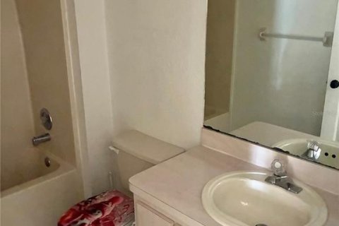 Снять в аренду квартиру в Спринг-Хилл, Флорида 5 комнат, 90.12м2, № 2223525 - фото 13