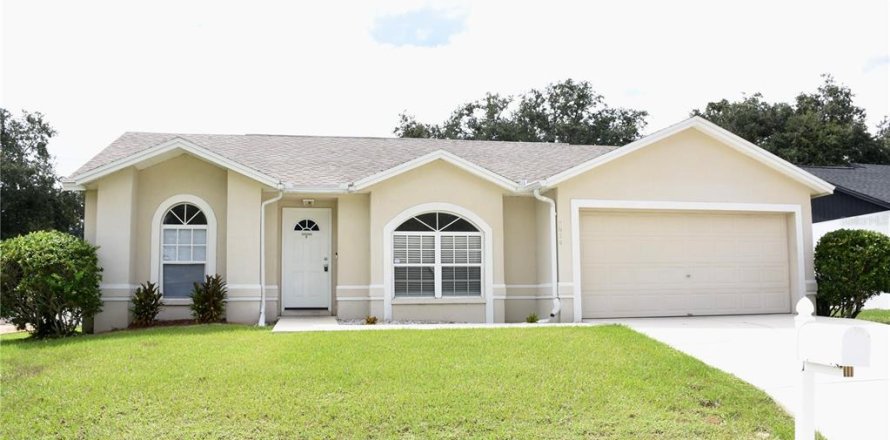 Villa ou maison à Winter Haven, Floride 3 chambres, 115.76 m2 № 2395717