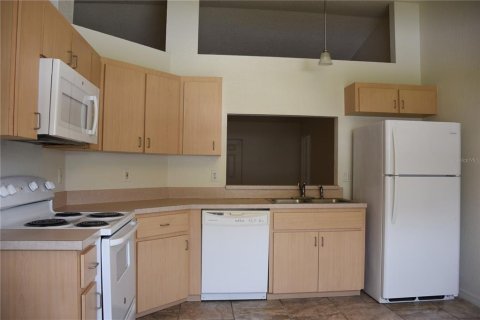Villa ou maison à vendre à Winter Haven, Floride: 3 chambres, 115.76 m2 № 2395717 - photo 3