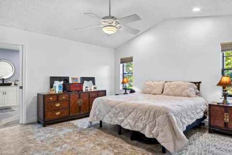 House in Coral Springs, Florida 5 bedrooms, 306.58 sq.m. № 2190053 - photo 16