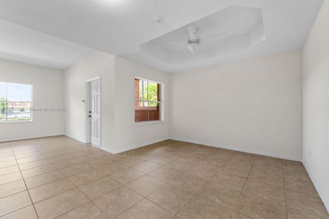 Adosado en venta en Dania Beach, Florida, 3 dormitorios, 150.04 m2 № 1944050 - foto 4