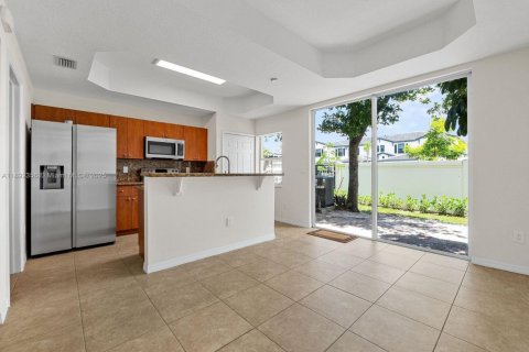 Adosado en venta en Dania Beach, Florida, 3 dormitorios, 150.04 m2 № 1944050 - foto 8