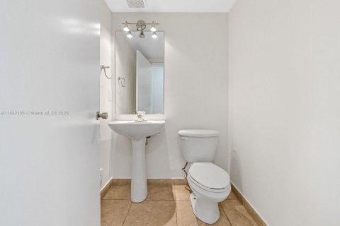 Adosado en venta en Dania Beach, Florida, 3 dormitorios, 150.04 m2 № 1944050 - foto 7