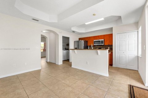 Adosado en venta en Dania Beach, Florida, 3 dormitorios, 150.04 m2 № 1944050 - foto 9
