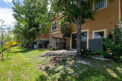 Adosado en venta en Dania Beach, Florida, 3 dormitorios, 150.04 m2 № 1944050 - foto 28