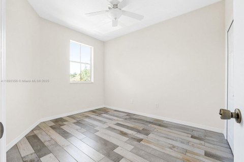 Adosado en venta en Dania Beach, Florida, 3 dormitorios, 150.04 m2 № 1944050 - foto 15