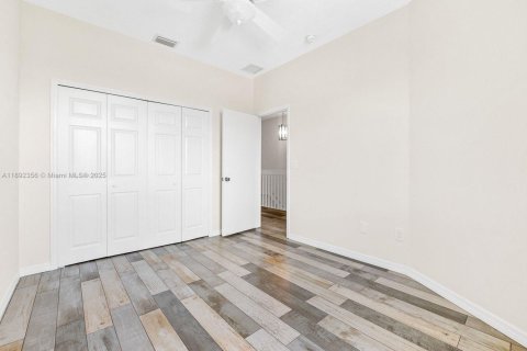 Adosado en venta en Dania Beach, Florida, 3 dormitorios, 150.04 m2 № 1944050 - foto 16
