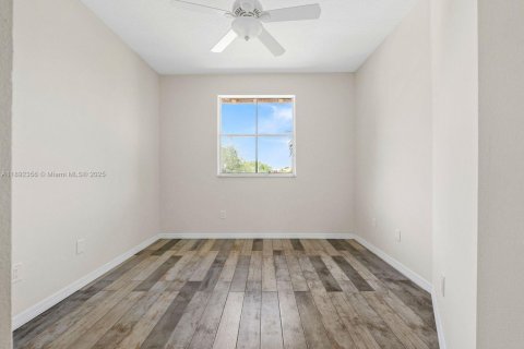 Adosado en venta en Dania Beach, Florida, 3 dormitorios, 150.04 m2 № 1944050 - foto 18