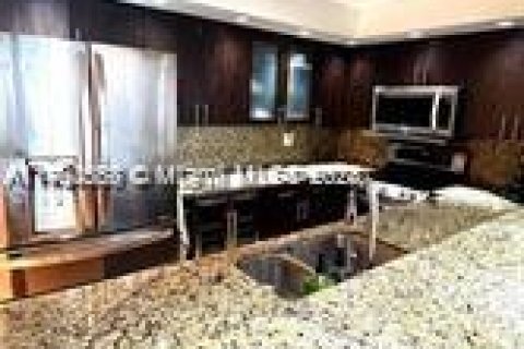 Copropriété à louer à Miami, Floride: 1 chambre, 55.09 m2 № 2018903 - photo 3