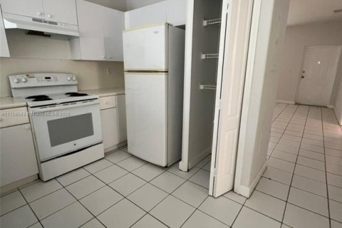 Condo in Homestead, Florida, 3 bedrooms  № 1864580 - photo 13