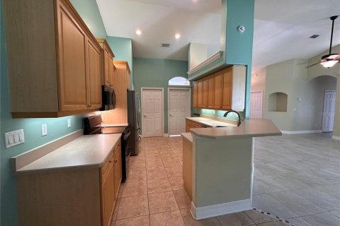 Villa ou maison à louer à Ormond Beach, Floride: 4 chambres, 179.95 m2 № 2145478 - photo 10