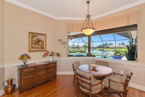 House in Bradenton, Florida 4 bedrooms, 268.39 sq.m. № 2150274 - photo 9