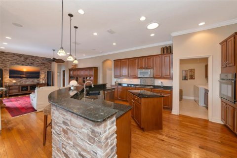 House in Bradenton, Florida 4 bedrooms, 268.39 sq.m. № 2150274 - photo 16