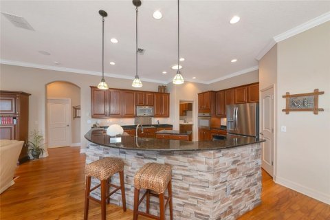 House in Bradenton, Florida 4 bedrooms, 268.39 sq.m. № 2150274 - photo 12
