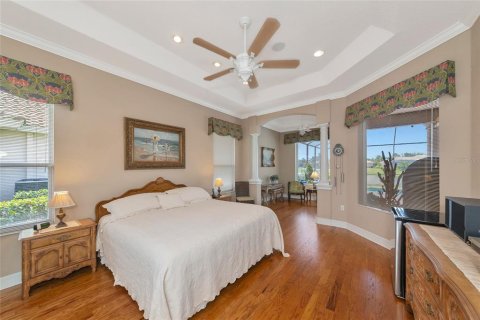House in Bradenton, Florida 4 bedrooms, 268.39 sq.m. № 2150274 - photo 24