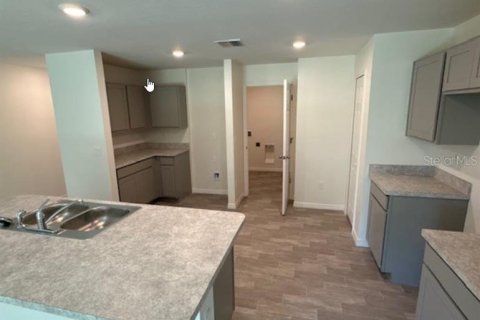House in Palm Coast, Florida 4 bedrooms, 167.78 sq.m. № 1655922 - photo 3