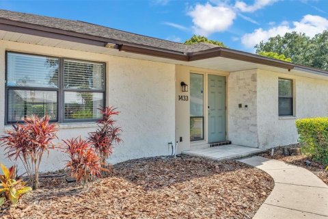 House in Lakeland, Florida 4 bedrooms, 230.68 sq.m. № 1716495 - photo 3