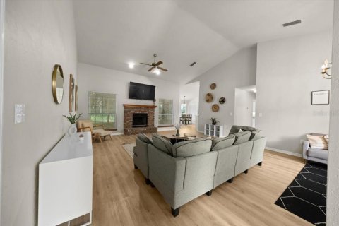 Villa ou maison à vendre à Gainesville, Floride: 4 chambres, 181.9 m2 № 1816759 - photo 17