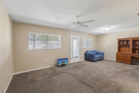 Condo in Seminole, Florida, 1 bedroom  № 2149071 - photo 15